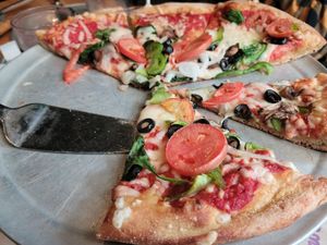 Veg Out pizza. Photo credits to my mom :9  at Mellow Mushroom in Williamsburg