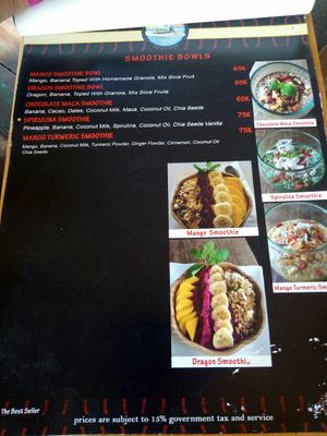 Smoothie bowls at The Sampan in Penida Island