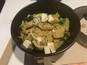 Vegan chicken and tofu dish at UDON - Chueca in Madrid