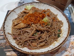 Soba noodles w/ pb chickn at UDON - Chueca in Madrid