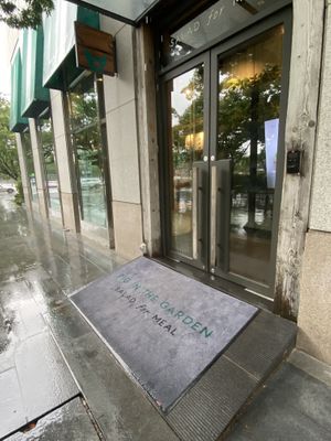 Outside   at Pig in the Garden - Yeongdeungpo in Seoul