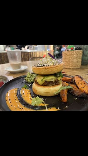 Beyond Burger Pfannkuchen  at Mr. Stacks in Amsterdam