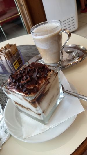 Tiramisu und kalter Latte-Macchiato at Café Maria Theresia in Merano
