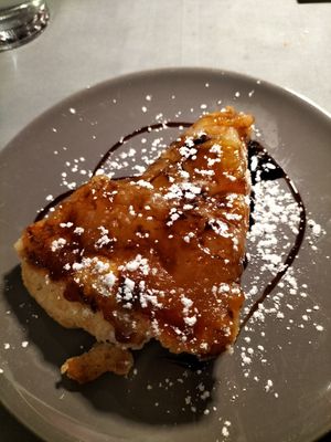 Tarte tatin with apples at L'Escalier in Pecetto Torinese