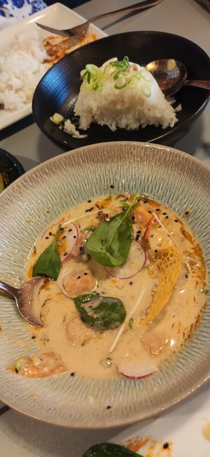 Vegan green curry & jasmine rice at Hammett's Gastro Bar in Sliema