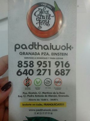 Folleto informativo at Padthaiwok in Granada