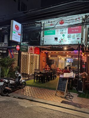 Street View at Pomodoro in Vientiane