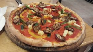 Pizza without cheese at Pomodoro in Vientiane