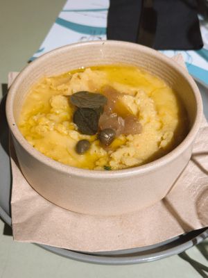 Fava  at Karma in Santorini