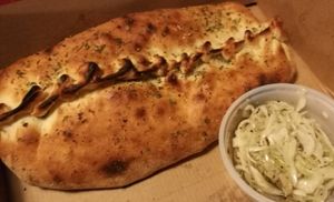 Calzone Vegansk Pizza at Söderkulla Pizzeria in Malmo