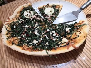 Yummi pizza at Ecos del Mundo in Mexico City