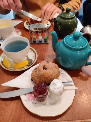  at eteaket in Edinburgh