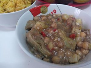 Chickpea stew with vegan black pudding at Sr. Matambre in Madrid