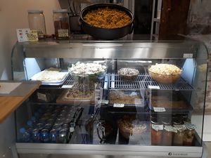 Due to higher demand the manager is increasing the number of vegan options. As matter of fact it's all vegan or vegetarian (2 dishes) in the pic at Sr. Matambre in Madrid