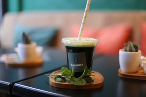 Green smoothie at Beanuts - Pop Up in London