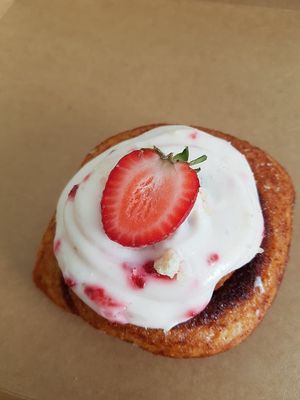 Strawberry cheezcake cinnamon roll at Flourgirl Baking in Vancouver