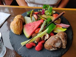 Vegan chees fondue at Gusto-040 in Eindhoven