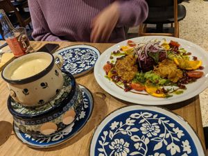 Vegan cheese fondue and salad at Gusto-040 in Eindhoven