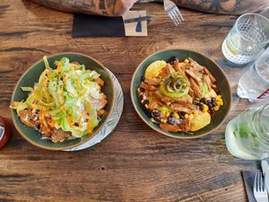 Loaded Nachos & Kapsalon 🤤😍 at Vurger in Amsterdam