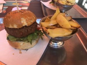 Vegan beyond meat burger and house-made fries and mayo at Caffè degli Artisti in Alessandria