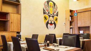 Inside at Chen Lon in Turin