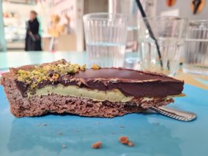 Pistacho-chocolate cake at Zucchero a Velo in Ancona