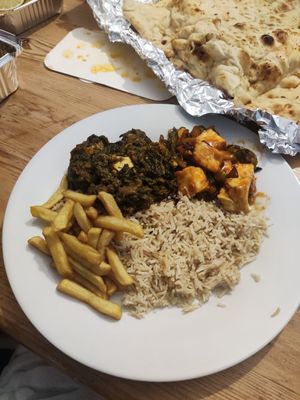 Palak curry and sesame tofu at Vedic in Hyde