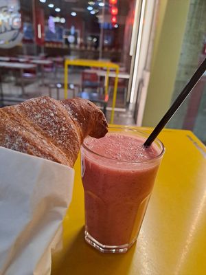 Smoothie at JuiceBar in Milan