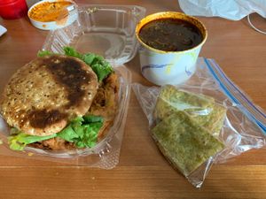 Vegan Chicken and Chili at Beyond Vegan Cell Food in Portsmouth