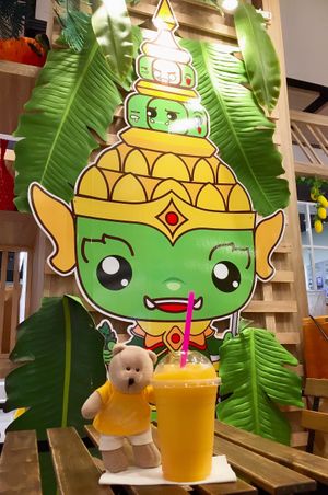 Mango Smoothie 79 baht  at Yak Eating Vegetables in Bangkok