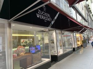 store front at Zuckerlwerkstatt in Vienna