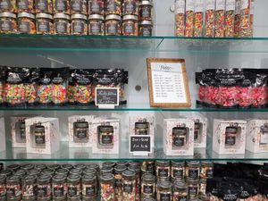 shelves at Zuckerlwerkstatt in Vienna