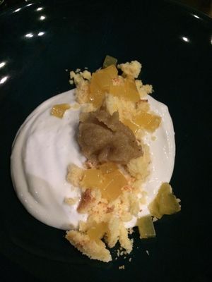 coco cream with banana, pineapple jelly, crumble at Bonboon in Amsterdam