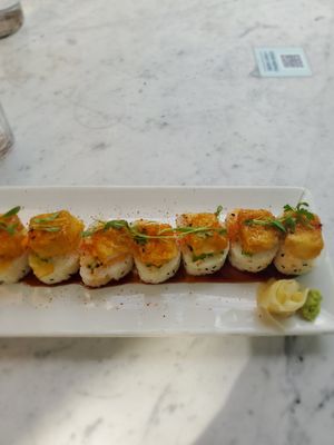 Crispy tofu roll at Earls in Denver