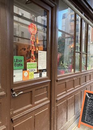  at Au Vietnam in Paris