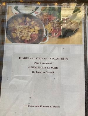 Vegan vietnamese fondue (only for dinner) at Au Vietnam in Paris