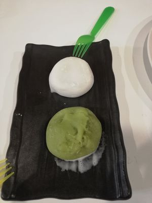 Matcha and cafe mochi at Minato in Yokohama