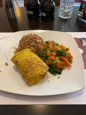 The main portion of the daily meal at Vegehop in Zagreb