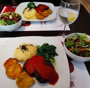 Daily menu at Vegehop in Zagreb