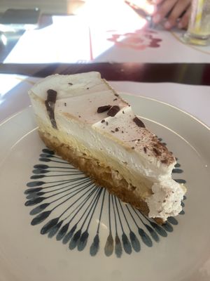 Banana and Apple Cake   at Vegehop in Zagreb