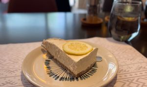 Vegan almond lemon cheesecake   at Vegehop in Zagreb