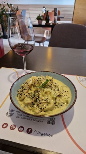 Gnocci with vegetables and mushrooms at Vegehop in Zagreb