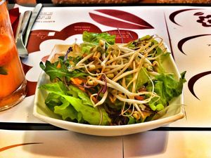 Salata sa klicama at Vegehop in Zagreb