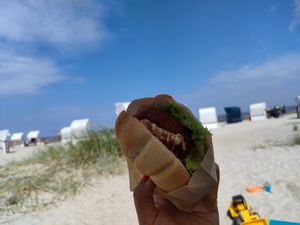 Frikadellen-Brötchen at Wattkieker in Wittmund