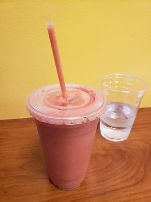 Fruit Punch Smoothie at Pappy's Juice Bar in Hawthorne
