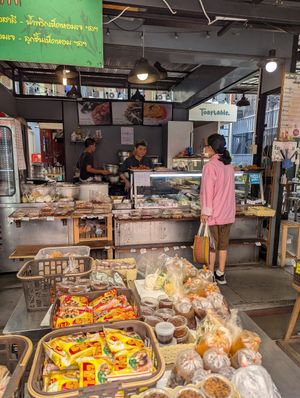 The stall with seating to the side at Bamboo Garden Healthy Vegetarian Foods - บ้านสวนไผ่สุขภาพ อาหารมังสวิรัติ in Bangkok
