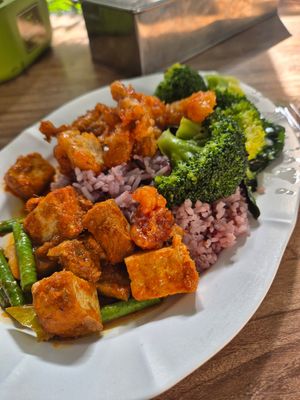 Plate at Bamboo Garden Healthy Vegetarian Foods - บ้านสวนไผ่สุขภาพ อาหารมังสวิรัติ in Bangkok