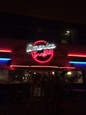 Restaurant logo at America Graffiti in Due Carrare