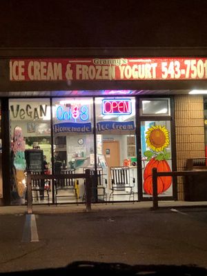 Store front  at Ice Cream Social in Commack