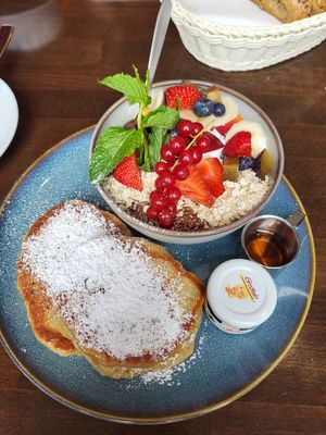 Shangri La at Cafe Einstein in Ulm